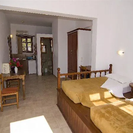 Karpathios Aparthotel