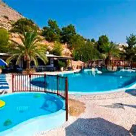 Karpathios Aparthotel 2*