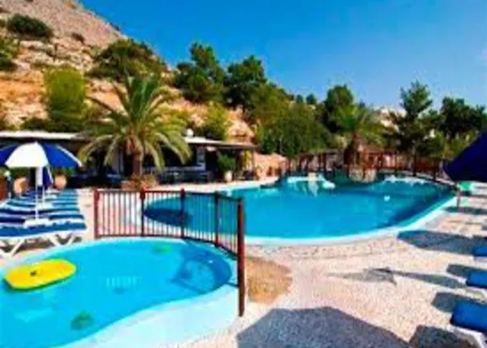 Karpathios Aparthotel 2*